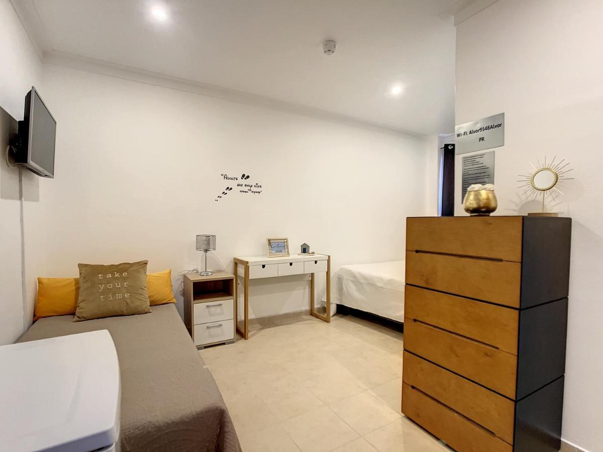 Bed And Breakfast Summer Cascade Pequeno Almoco Incluido アルヴォル エクステリア 写真